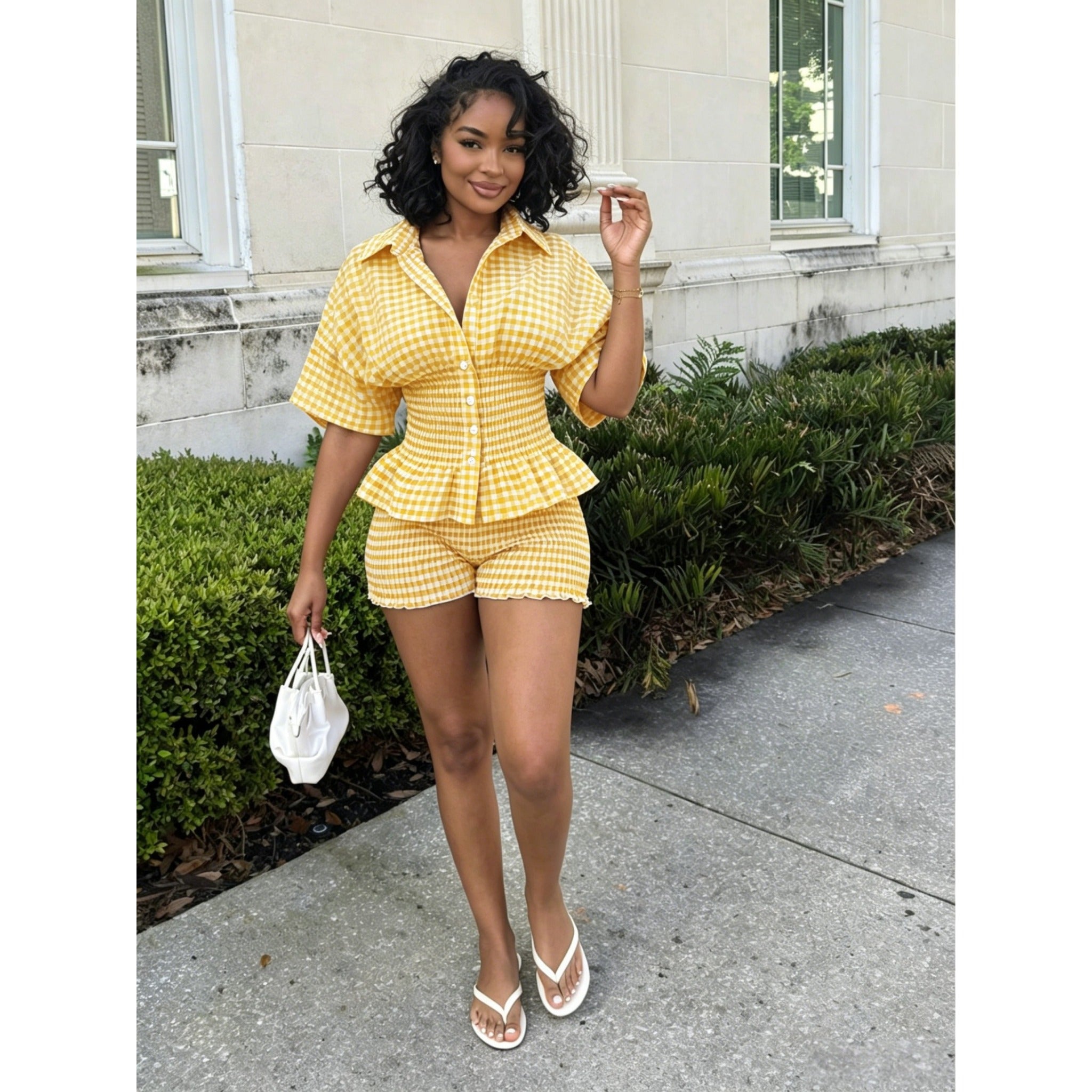 Vacation Casual Women 2 Piece Outfit, Yellow White Plaid Lapel Short Sleeve Slim Waist Matching Set For Travel Party